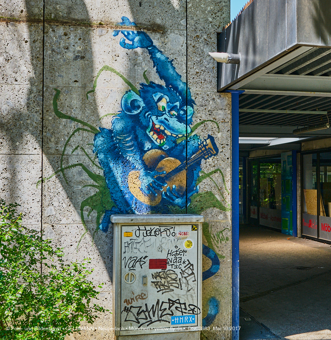 21.03.2017 - Abrissbaustelle Quiddezentrum in Neuperlach